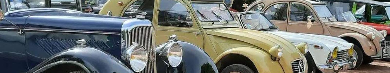 Rassemblement de voitures anciennes